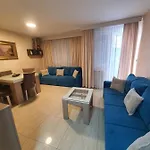 Kristina,istocno Sarajevo,vojvode Radomira Putnika 49d *