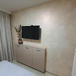 Daire Kristina,istocno Sarajevo,vojvode Radomira Putnika 49d Saraybosna