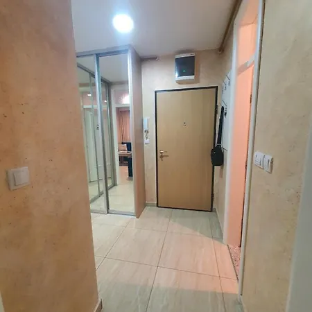 Kristina,istocno Sarajevo,vojvode Radomira Putnika 49d